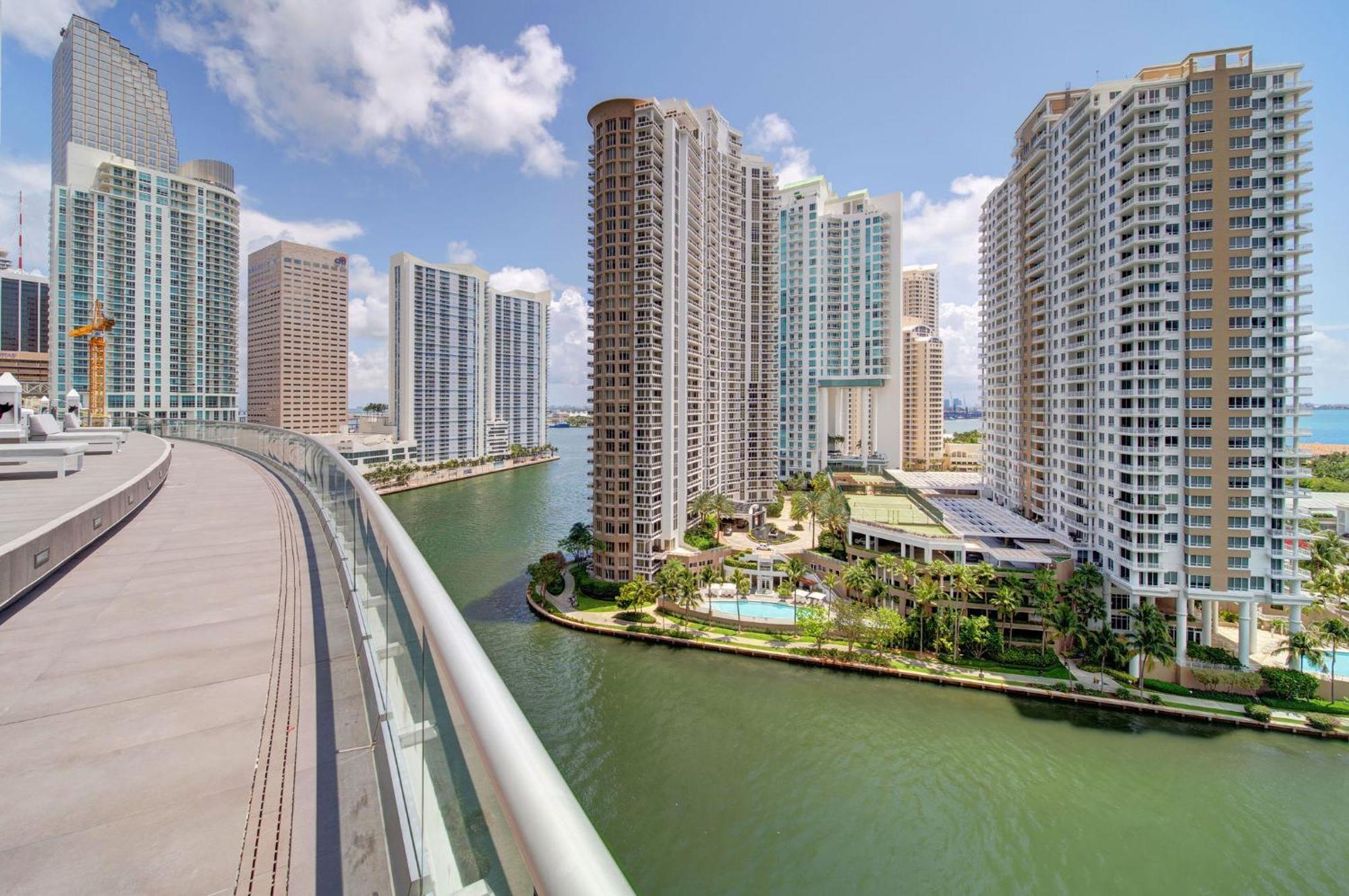 Icon Brickell Residences 4*