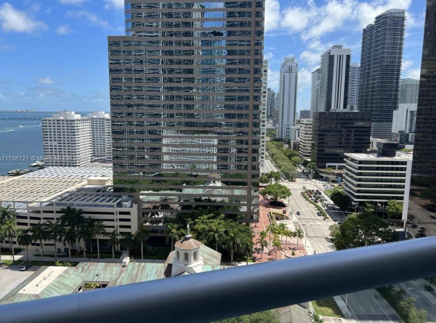 Icon Brickell Residences Aparthotel