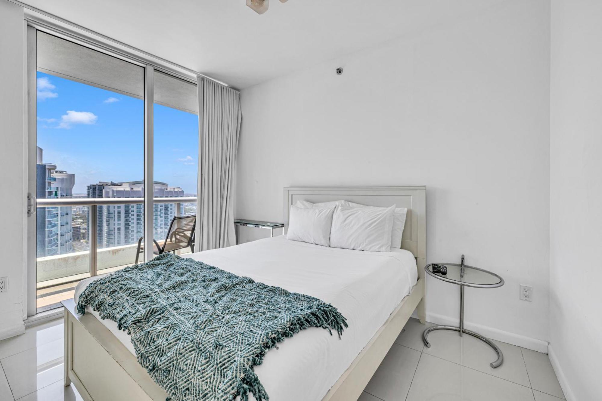 Icon Brickell Residences 4*